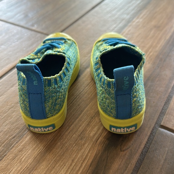 Native toddler shoes - Picture 3 of 5